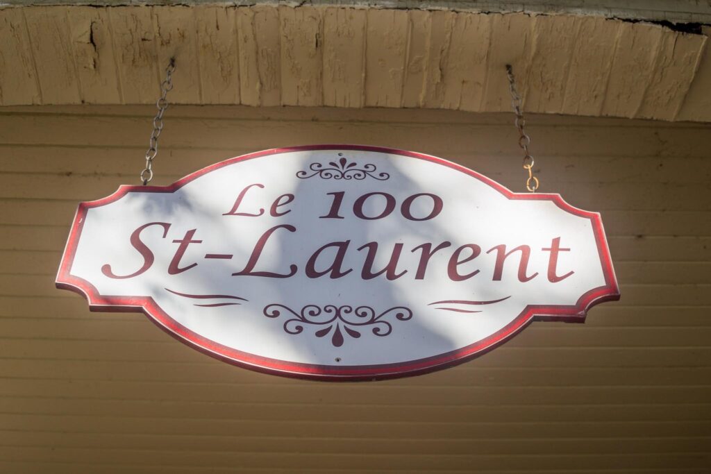 Logo - Le 100 St-Laurent