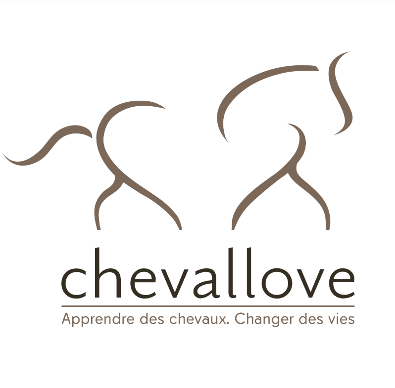 Logo - Chevallove